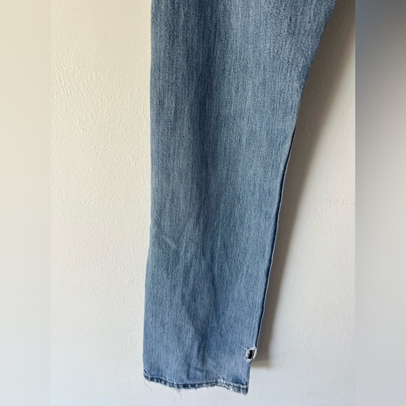 Levi’s 501 Straight Leg Very Distressed Worn-In Jeans Made In Haiti Size W33xL34 - Picture 6 of 14